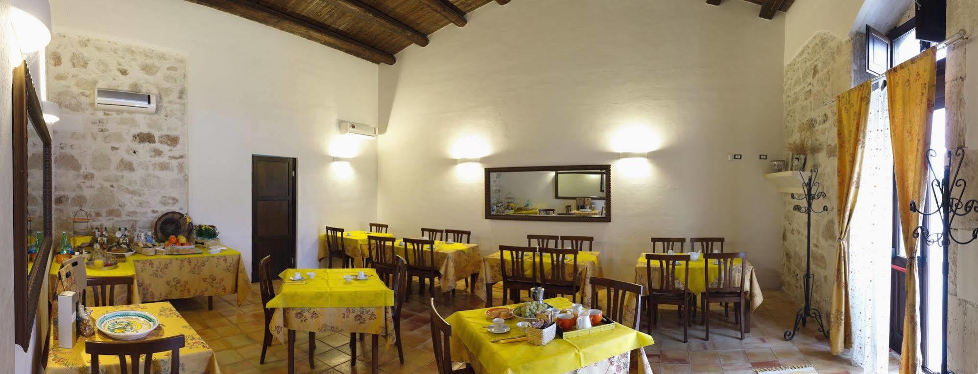Agriturismo Gaia โนโต ภายนอก รูปภาพ